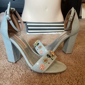 Denim high heals. Bumble bee. Flowers. Beading